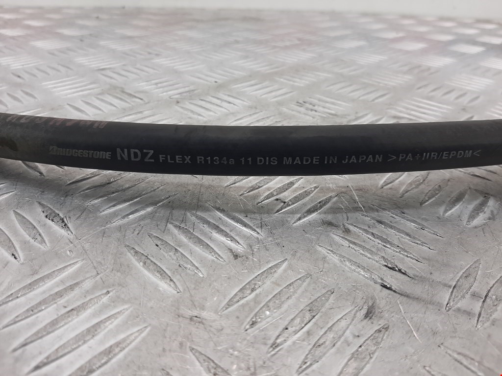 Трубка кондиционера KIA Sorento 2002-2009