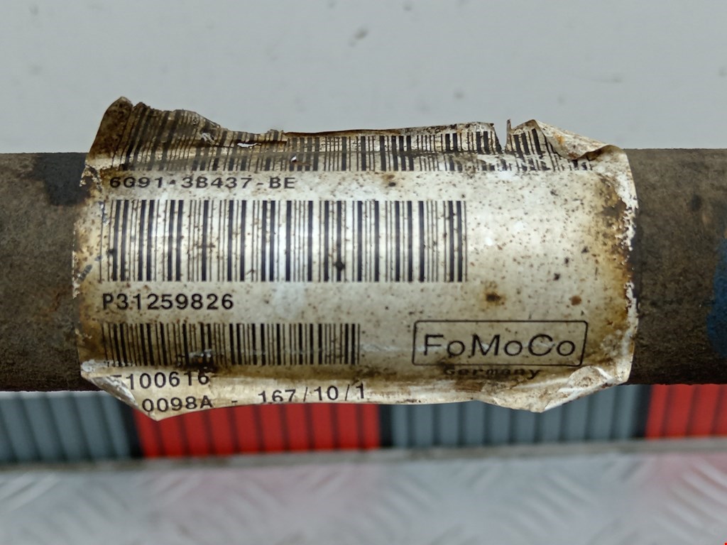 Полуось (привод, приводной вал) передняя левая VOLVO V70 III 2007-2016