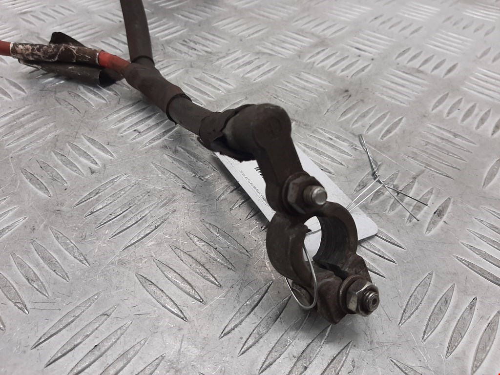 Клемма аккумулятора (плюс) + VOLKSWAGEN Caddy III 2004-2015