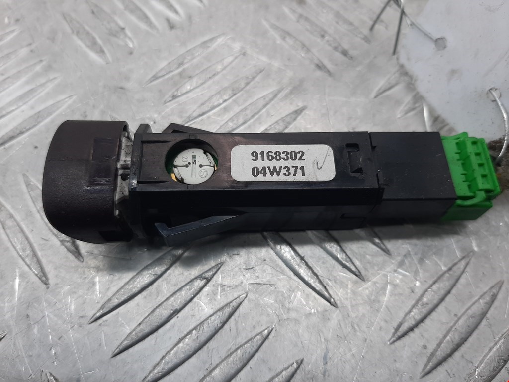 Кнопка аварийной сигнализации (аварийки) VOLVO XC90 2002-2014