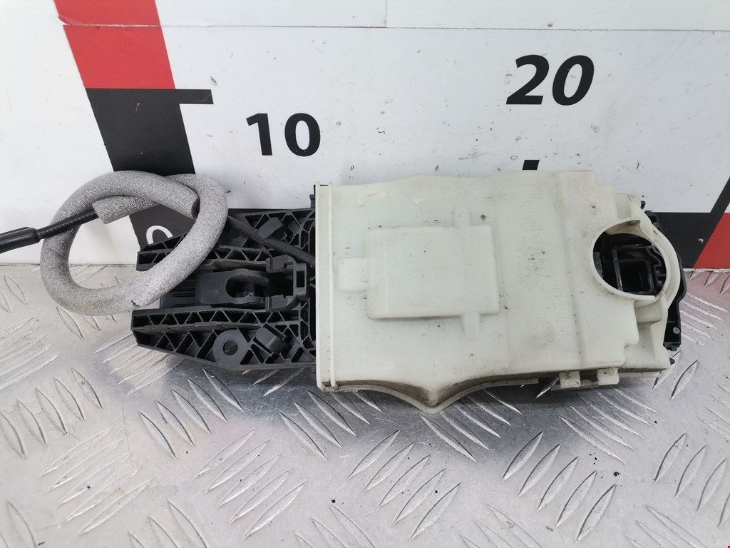 Ручка двери передней наружная левая SKODA Rapid 2012-2020