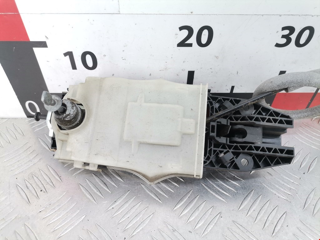 Ручка двери передней наружная правая SKODA Rapid 2012-2020