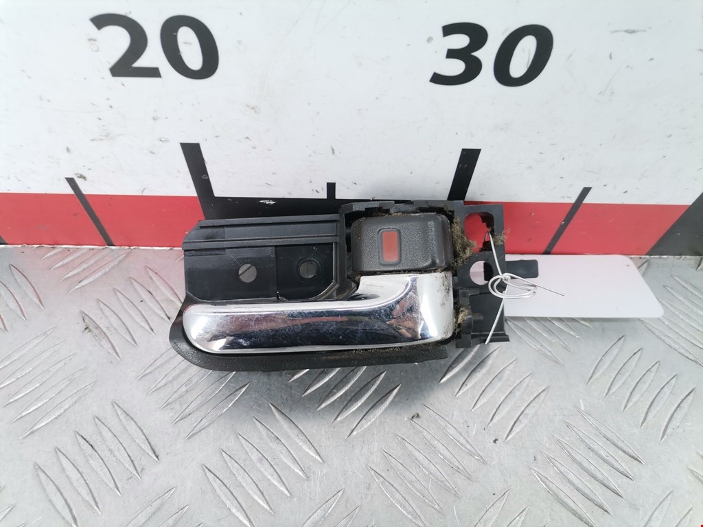 Ручка дверная задняя внутренняя правая TOYOTA Corolla E120 2001-2006