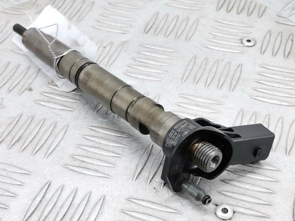 Форсунка дизельная электрическая VOLKSWAGEN Passat CC 2008-2017