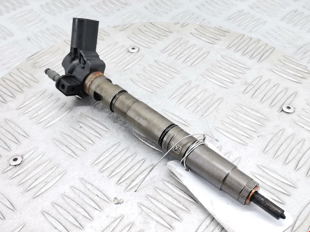 Форсунка дизельная электрическая VOLKSWAGEN Passat CC 2008-2017