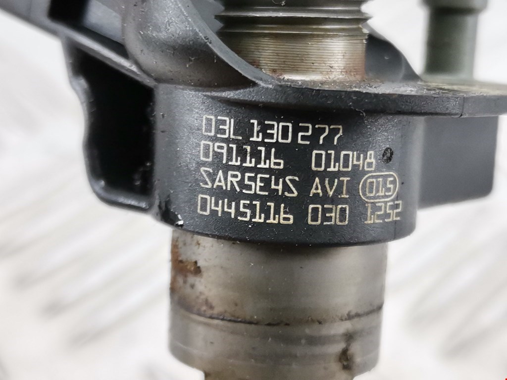 Форсунка дизельная электрическая VOLKSWAGEN Passat CC 2008-2017