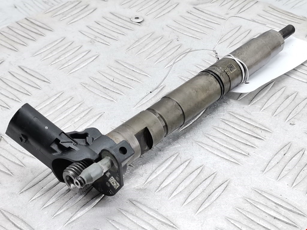 Форсунка дизельная электрическая VOLKSWAGEN Passat CC 2008-2017