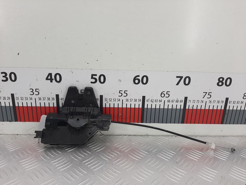 Замок багажника (крышки двери) BMW 6er E63/E64 2003-2011