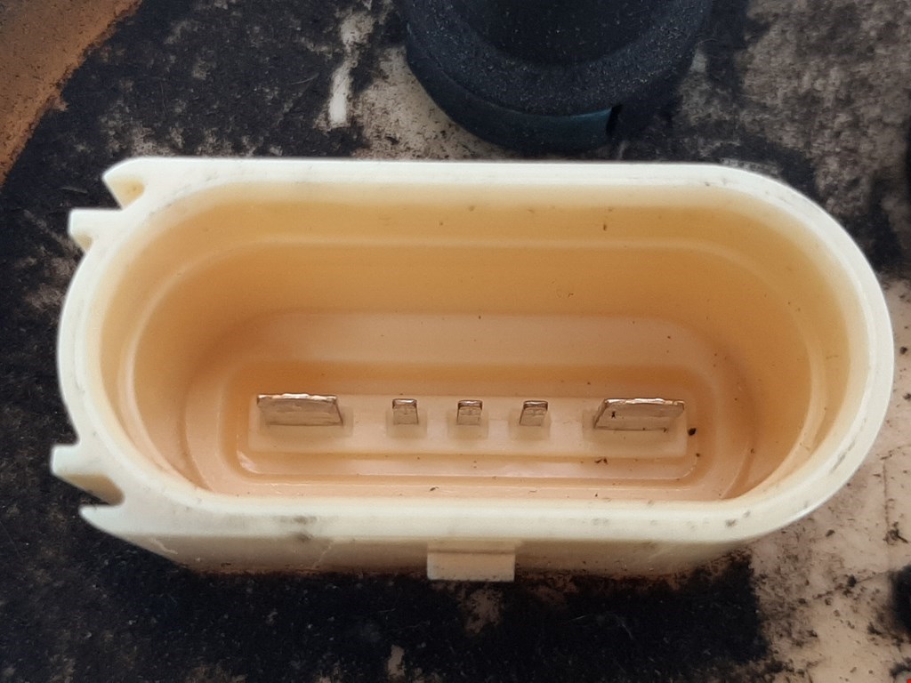 Насос топливный (электрический) SKODA Rapid 2012-2020