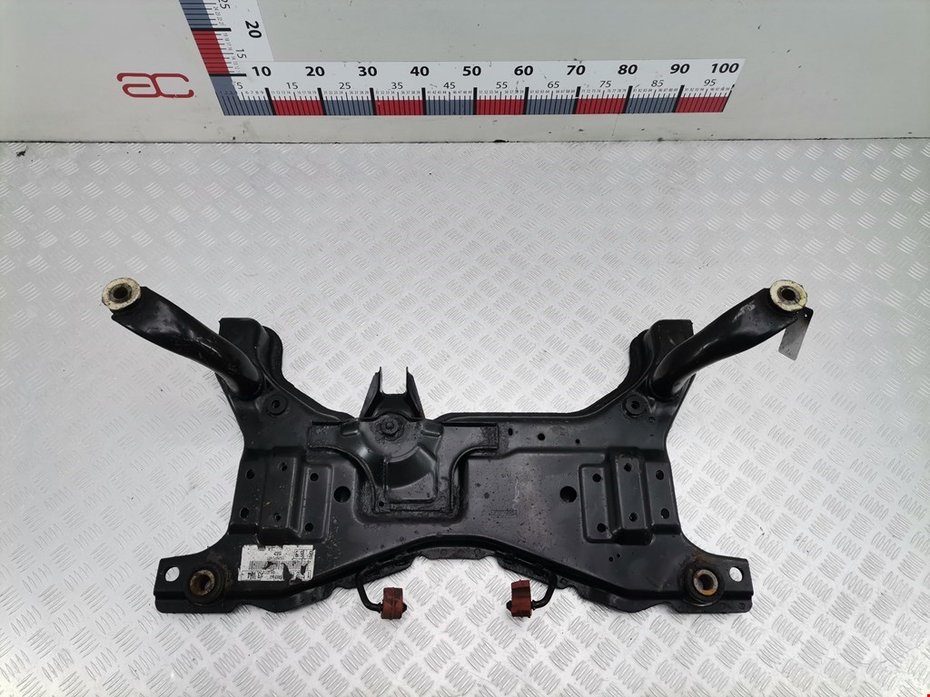 Балка передняя подрамник Ford Focus 2 (2004-2011)