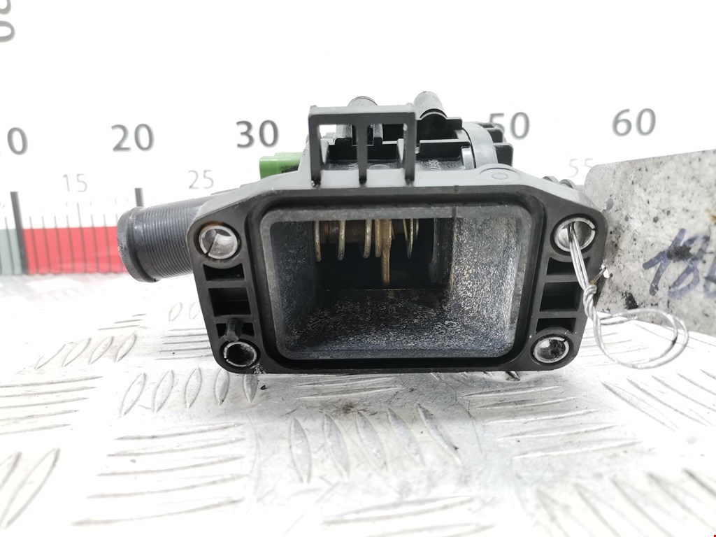 Корпус термостата FORD Focus II 2005-2011