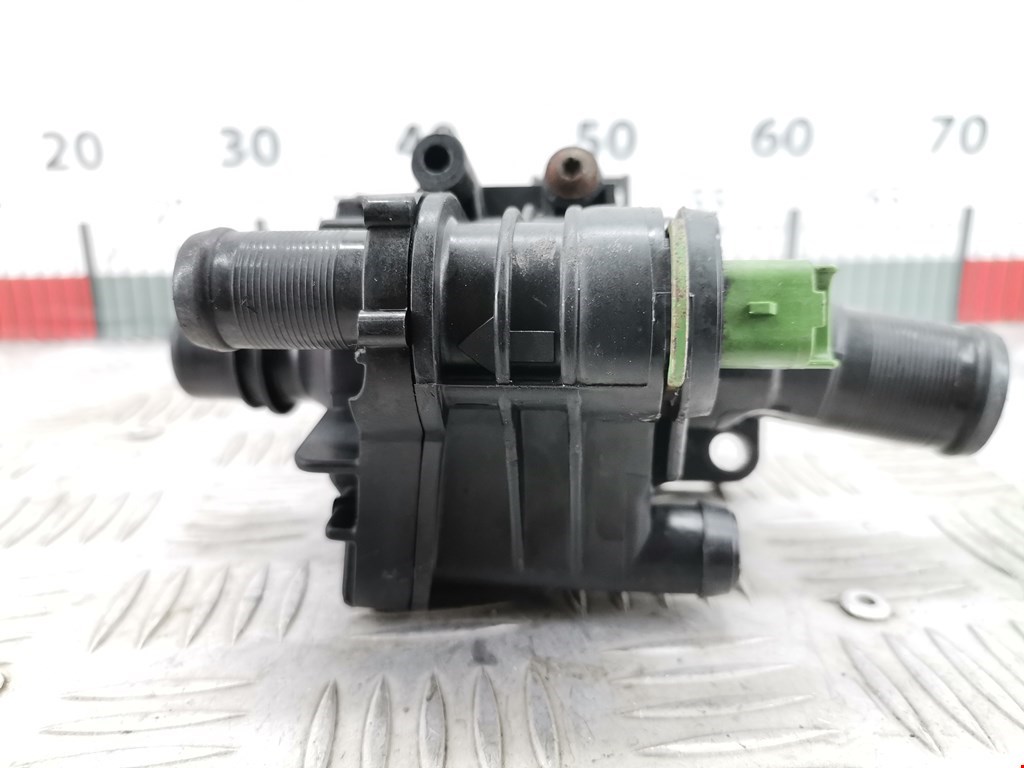 Корпус термостата FORD Focus II 2005-2011