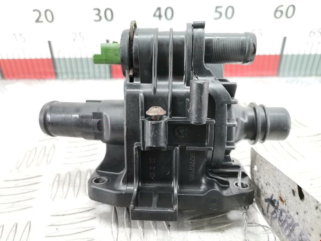 Корпус термостата FORD Focus II 2005-2011