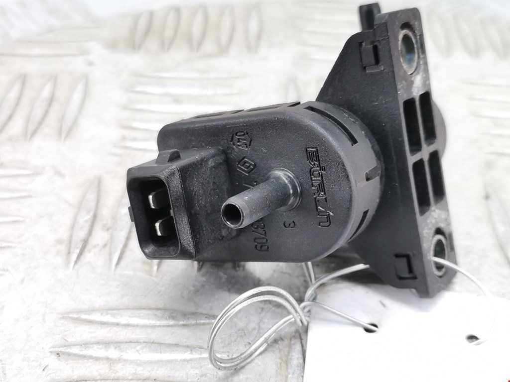 Клапан воздушного фильтра Volvo S40 V40 1 (1996-2004)