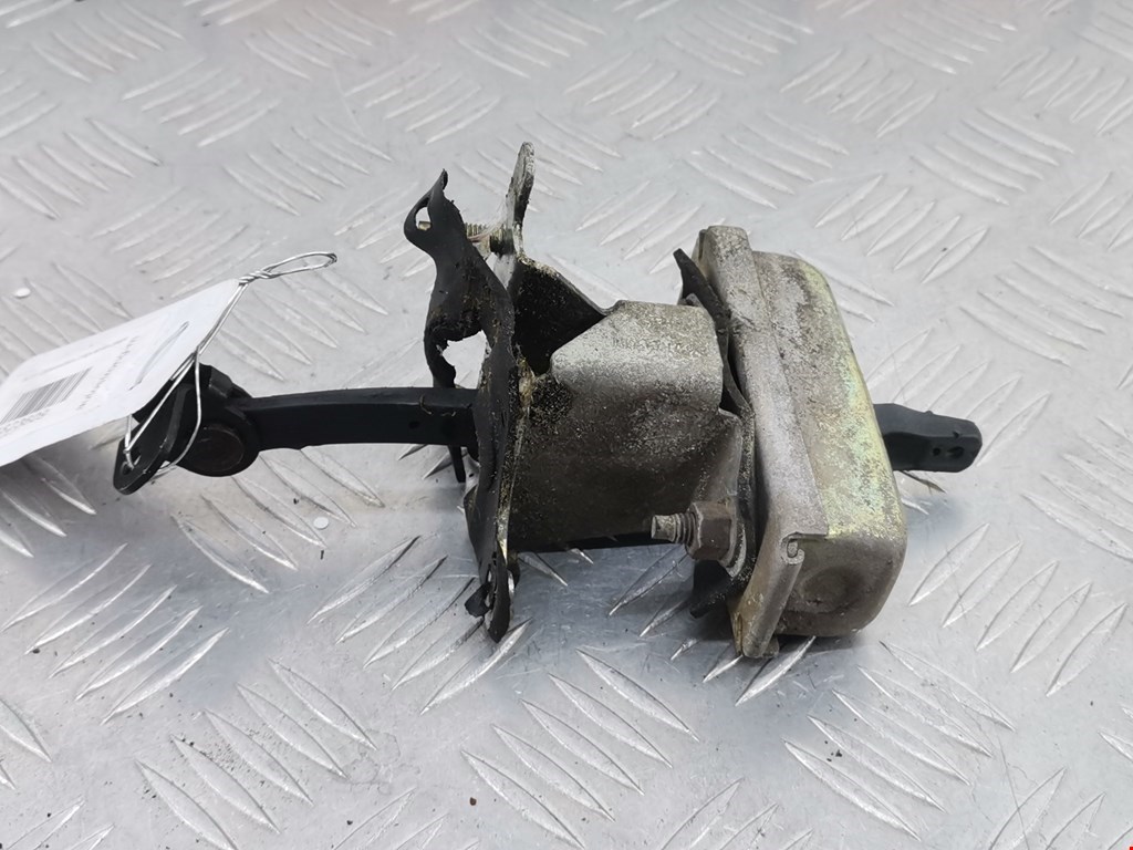 Ограничитель открывания двери CHRYSLER 300 M 300M 1998-2004