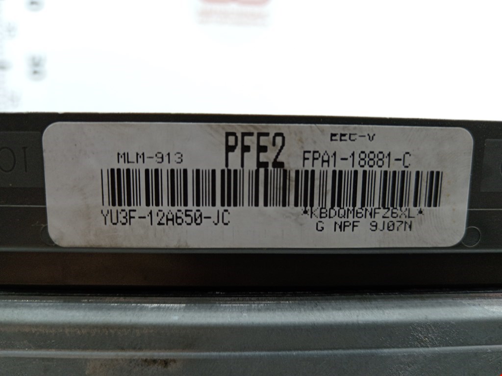 Блок управления двигателя (ЭБУ) MAZDA 626 GF 1997-2003