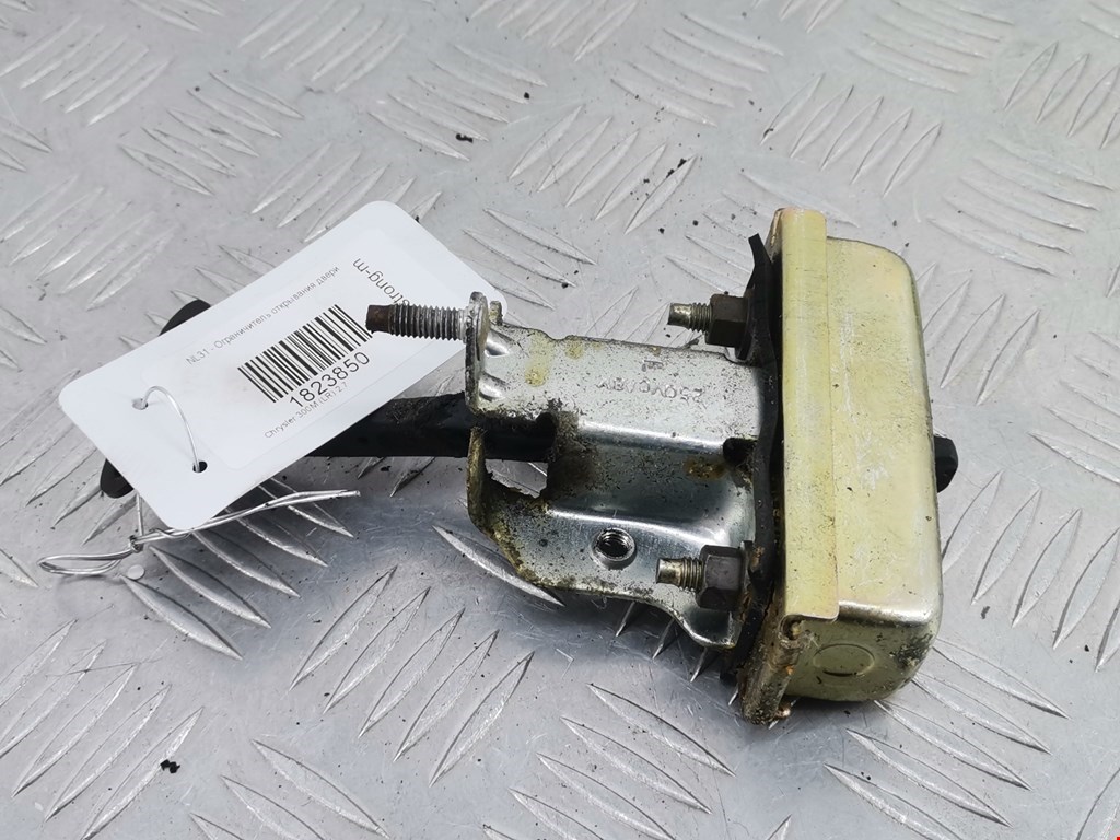 Ограничитель открывания двери CHRYSLER 300 M 300M 1998-2004