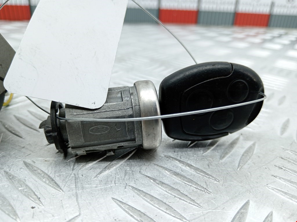 Замок зажигания FORD Fusion 2002-2012
