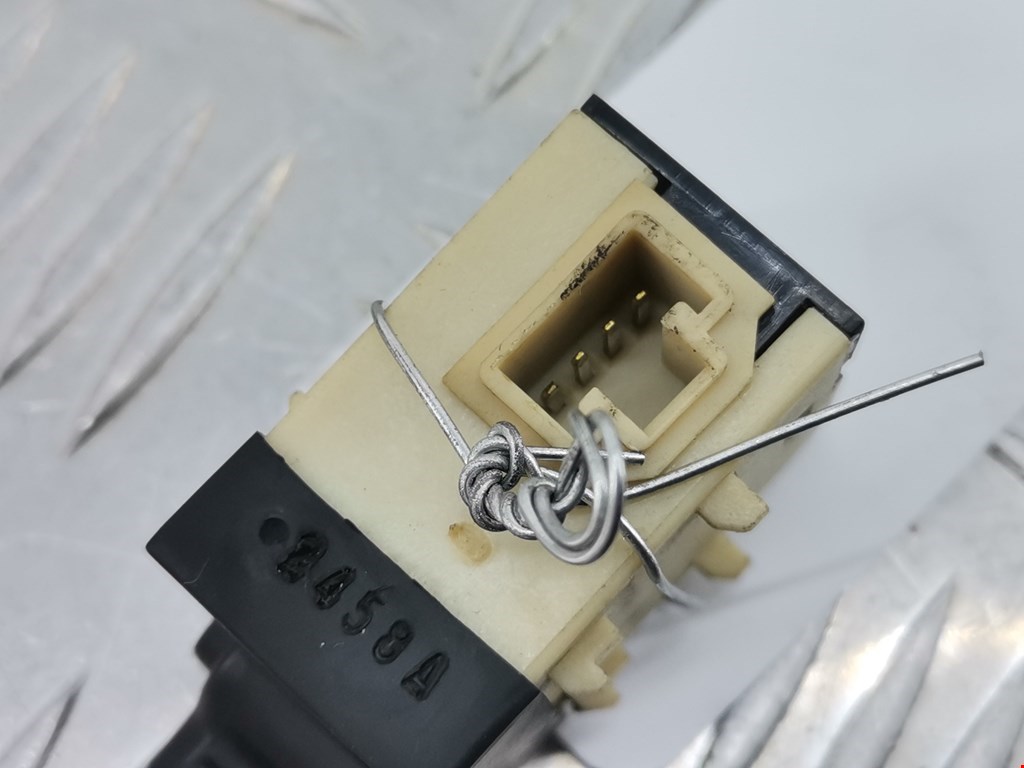 Кнопка центрального замка CHRYSLER 300 M 300M 1998-2004