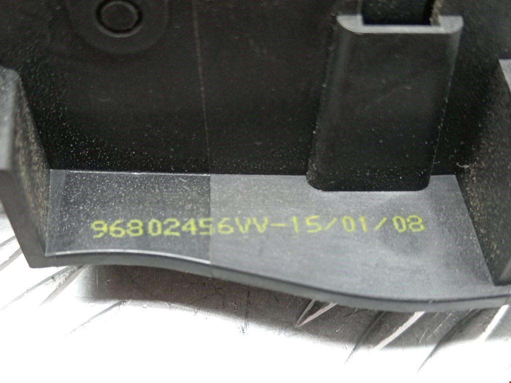 Ручка дверная передняя внутренняя левая PEUGEOT 207 2006-2015