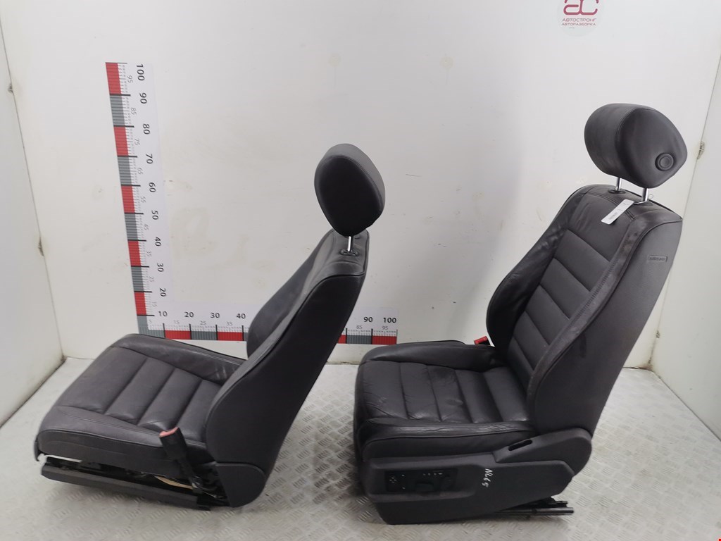 Комплект (К-кт) сидений VOLKSWAGEN Touareg 2002-2010