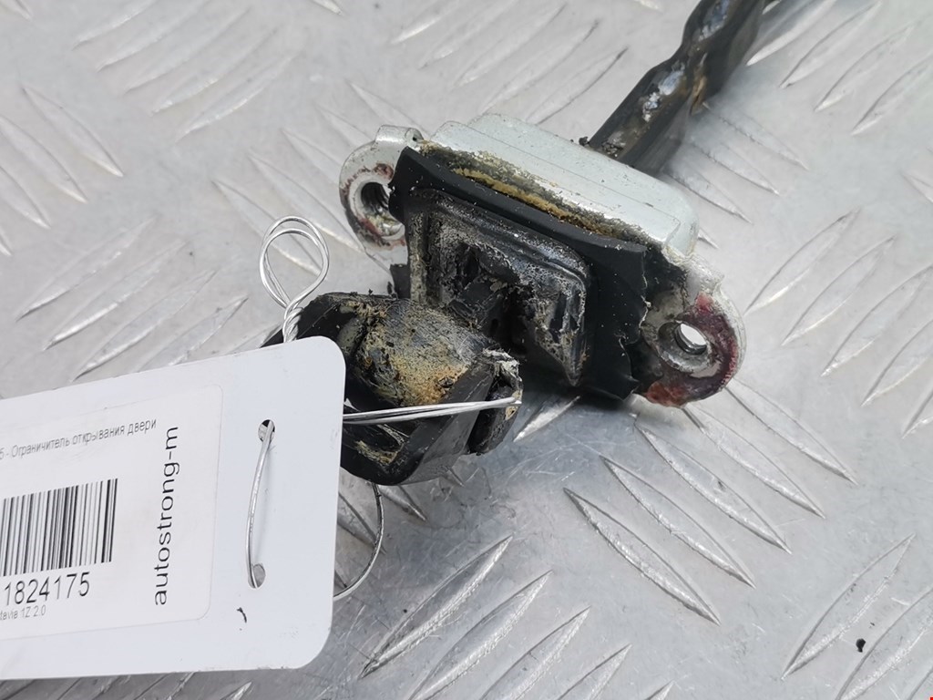 Ограничитель открывания двери SKODA Octavia A5 1Z- 2004-2013