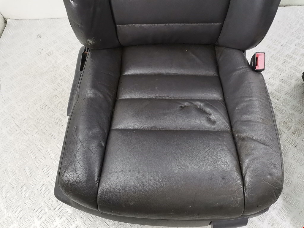 Комплект (К-кт) сидений VOLKSWAGEN Touareg 2002-2010