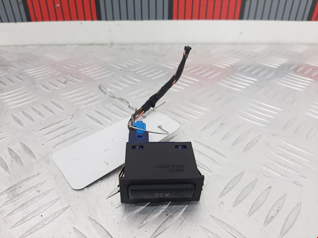 Кнопка антипробуксовочной системы BMW 5er 5 серия E39 1995-2004