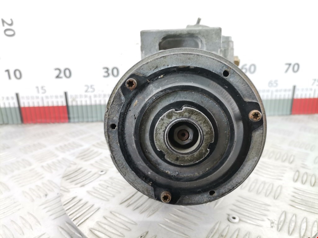 Компрессор кондиционера (системы кондиционирования) VOLKSWAGEN Golf V 2003-2009