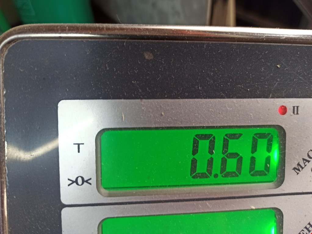 Фонарь задний внутренний правый VOLKSWAGEN Touareg 2002-2010