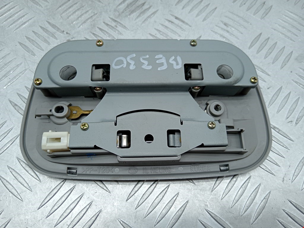 Плафон салонный (салона фонарь) MAZDA 626 GF 1997-2003