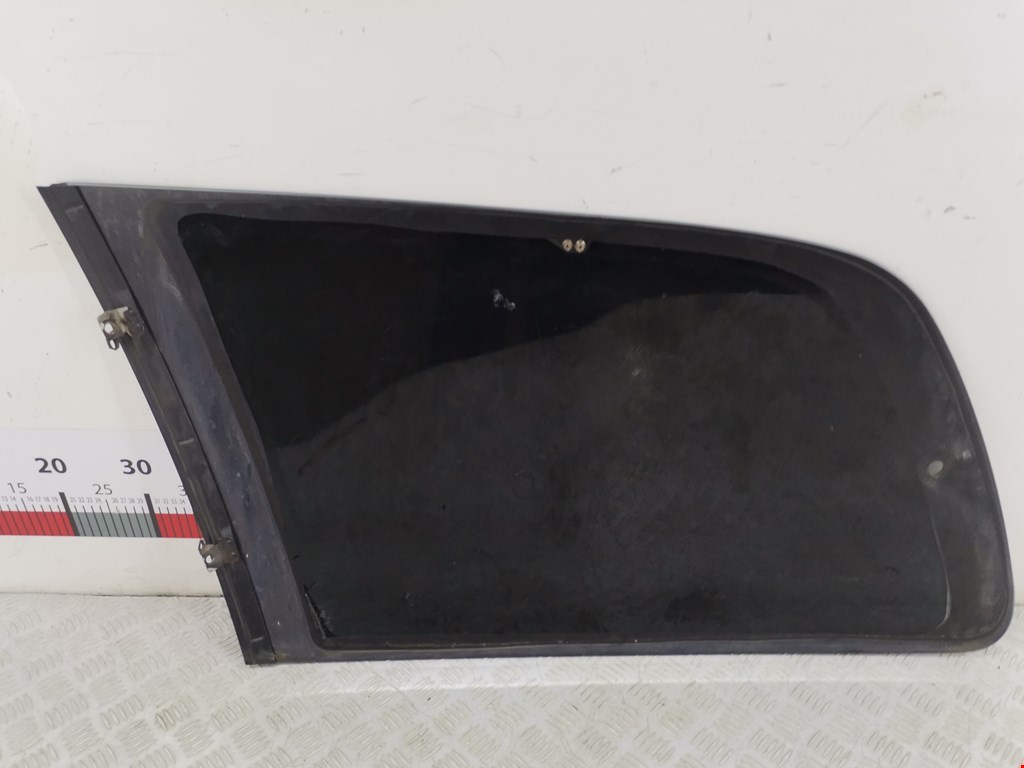 Стекло кузовное глухое правое VOLKSWAGEN Sharan 1995-2010
