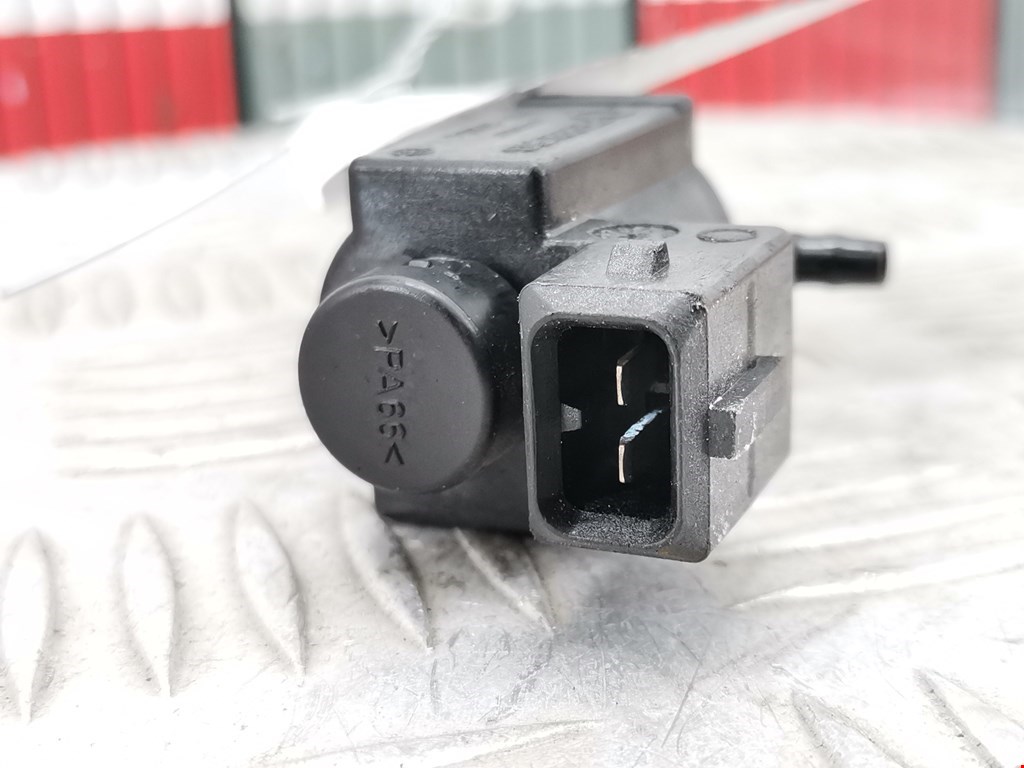 Клапан воздушного фильтра BMW 5-Series (E39) (1995-2004)