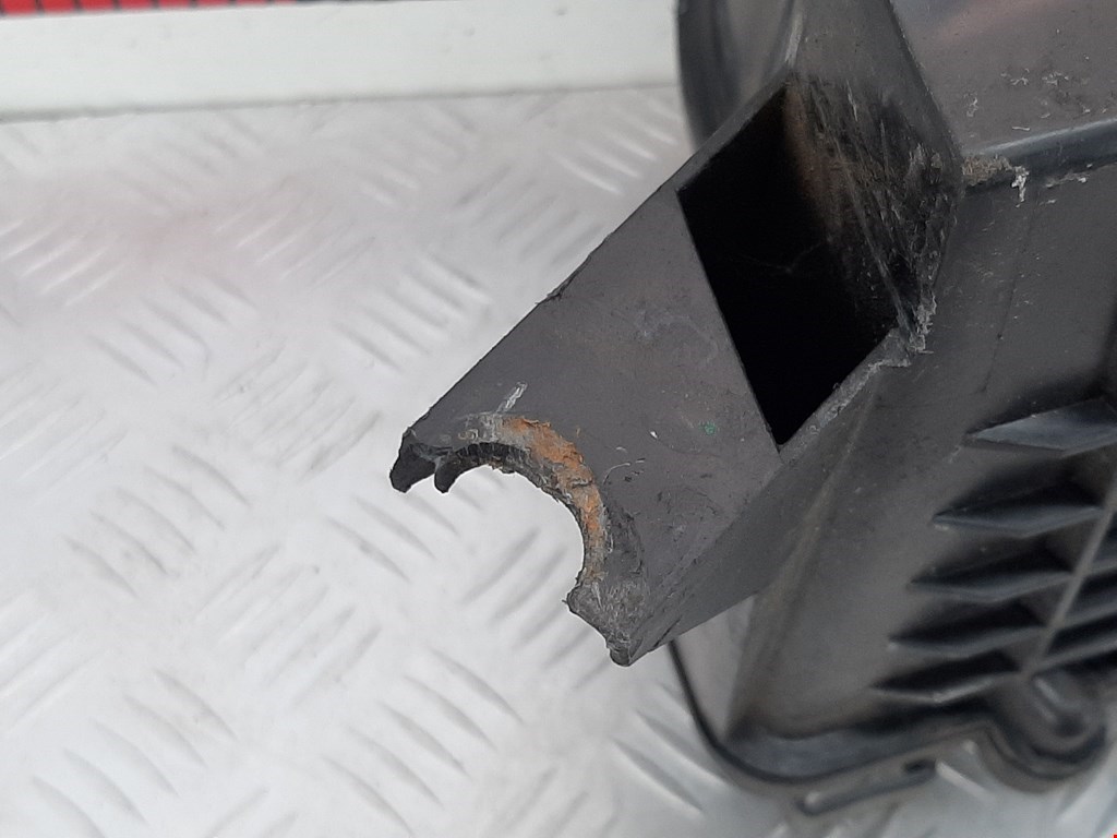 Корпус воздушного фильтра SKODA Rapid 2012-2020