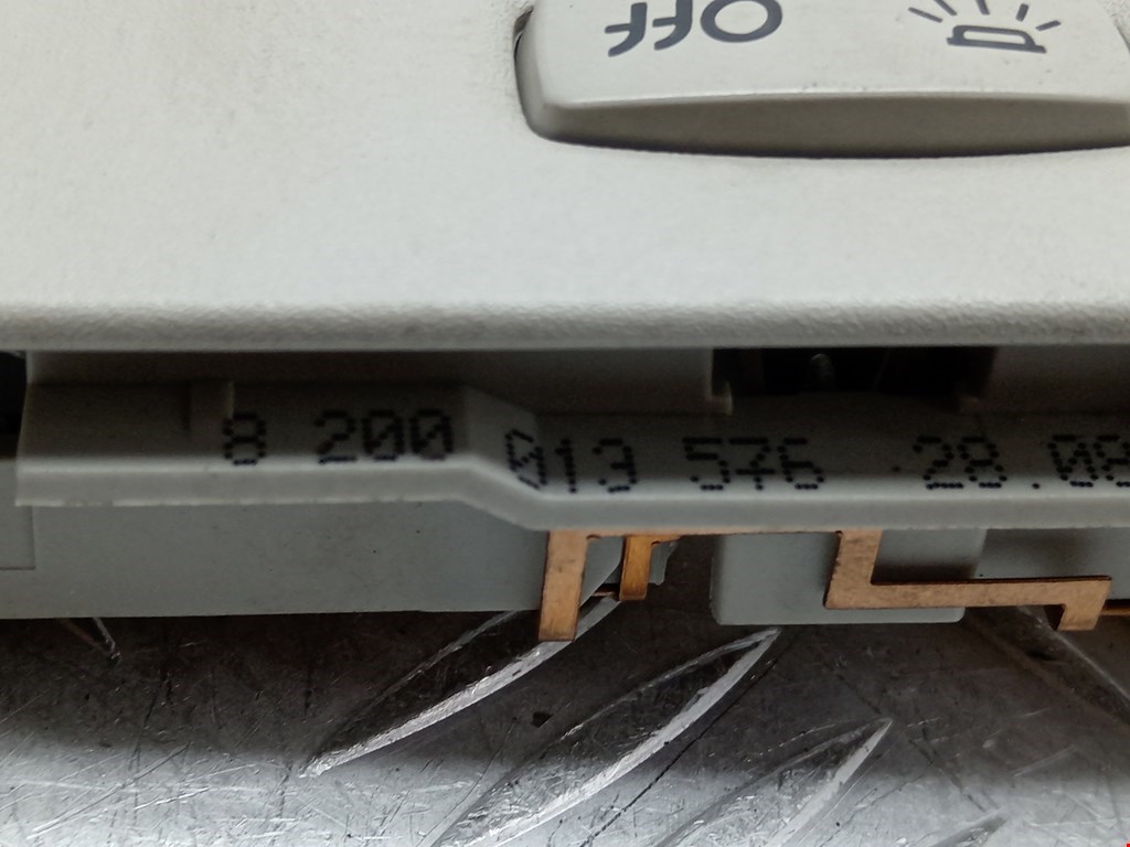 Плафон салонный (салона фонарь) RENAULT Laguna 2001-2007