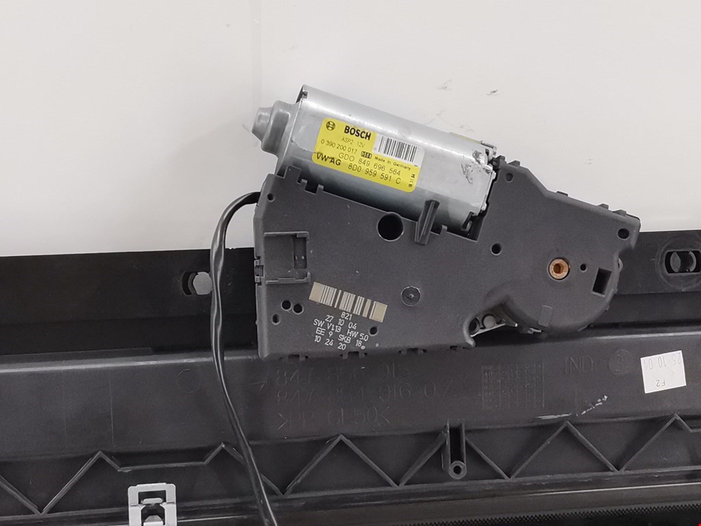 Люк в сборе электрический VOLKSWAGEN Touareg 2002-2010