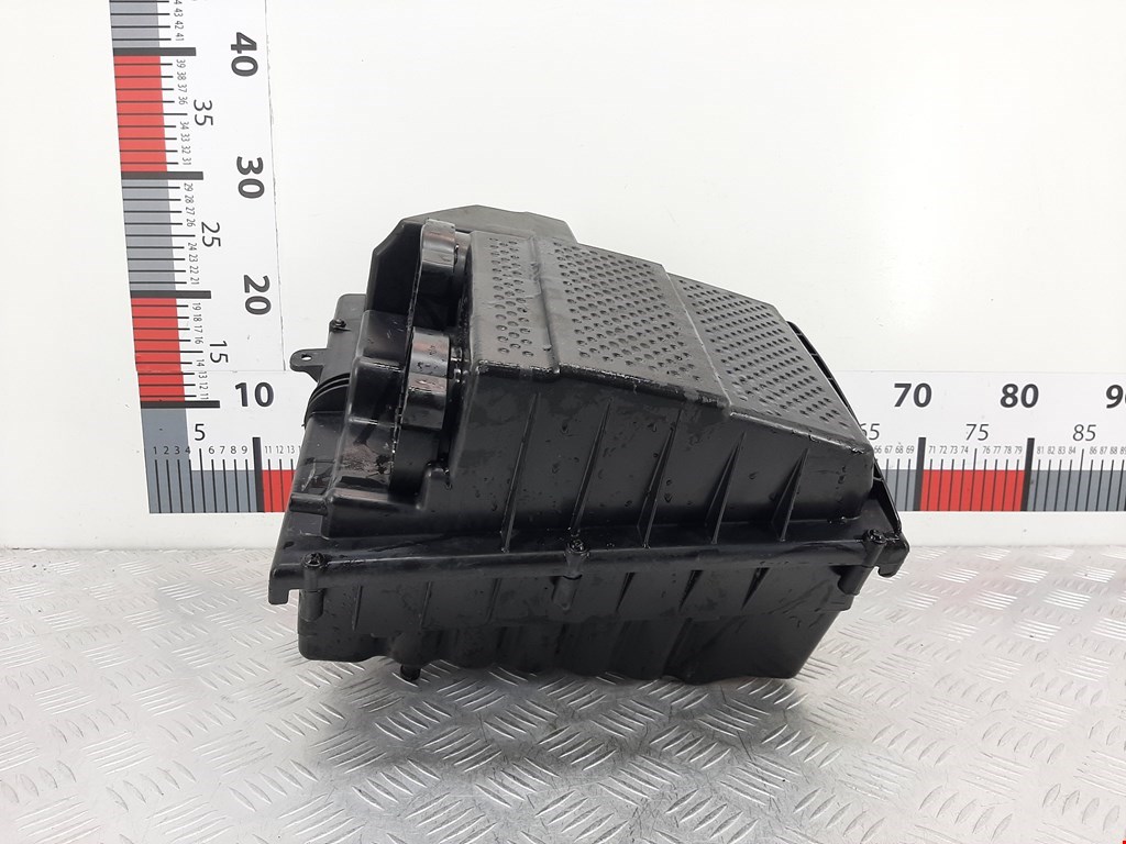 Корпус воздушного фильтра LAND ROVER Range Rover Sport 2005-2013