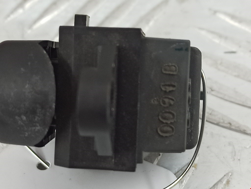 Кнопка стеклоподъемника CHRYSLER PT Cruser 2000-2010