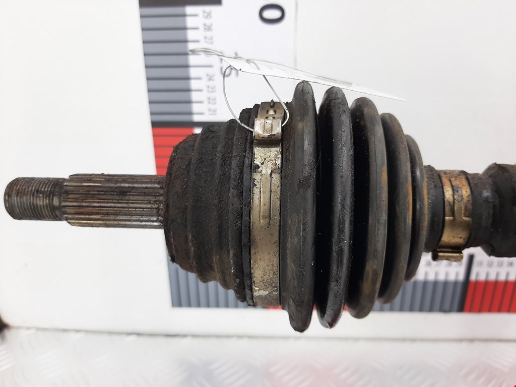 Полуось (привод, приводной вал) передняя правая VOLKSWAGEN Lupo 1999-2005