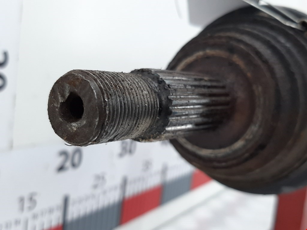 Полуось (привод, приводной вал) передняя правая VOLKSWAGEN Lupo 1999-2005