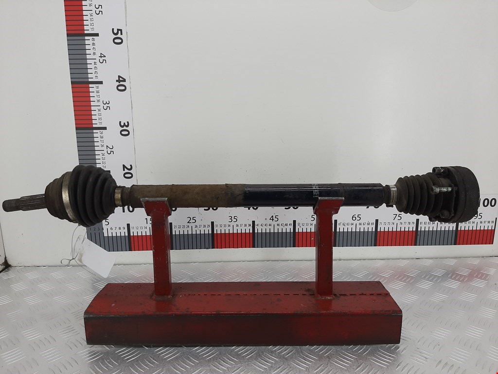 Полуось (привод, приводной вал) передняя правая VOLKSWAGEN Lupo 1999-2005