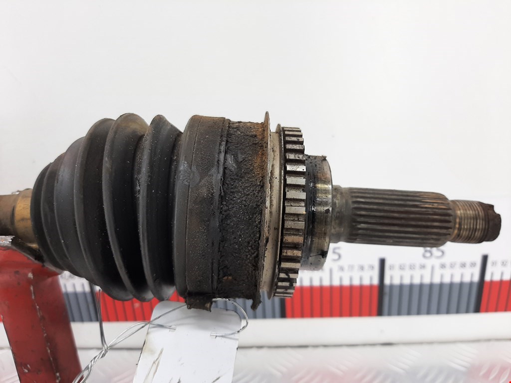 Полуось (привод, приводной вал) передняя правая SUBARU Legacy 1998-2004