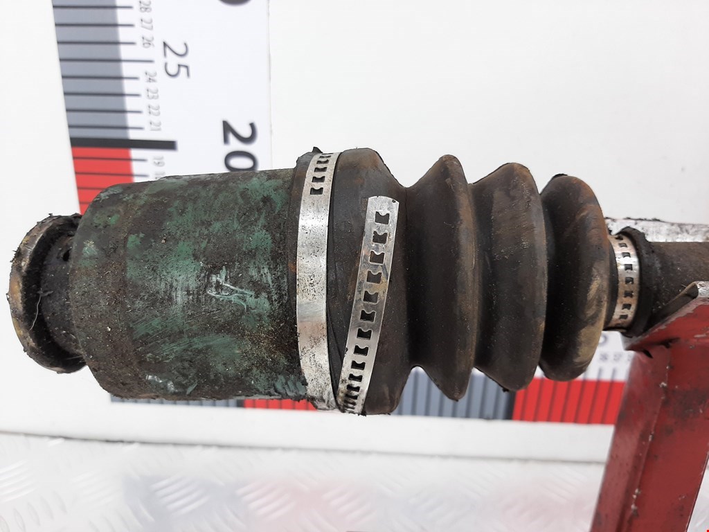 Полуось (привод, приводной вал) передняя правая SUBARU Legacy 1998-2004