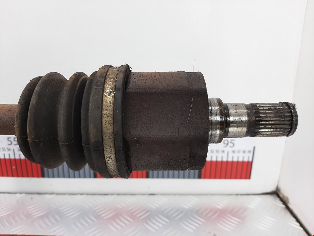 Полуось (привод, приводной вал) передняя правая HYUNDAI Getz 2002-2011