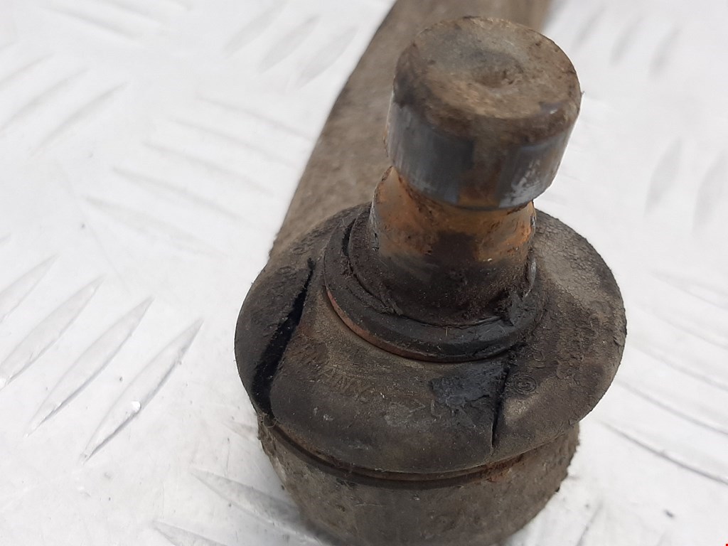 Рычаг передний правый AUDI A4 B5 1995-2001