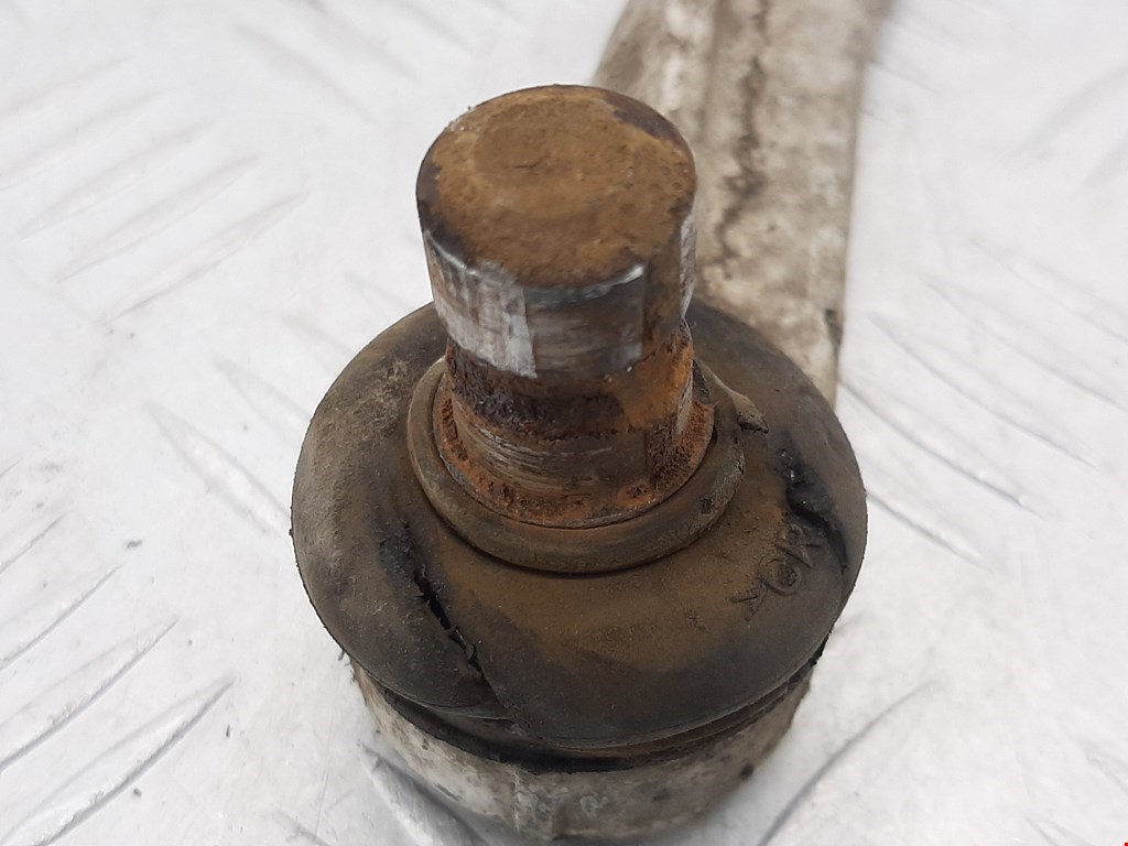 Рычаг передний правый AUDI A4 B5 1995-2001