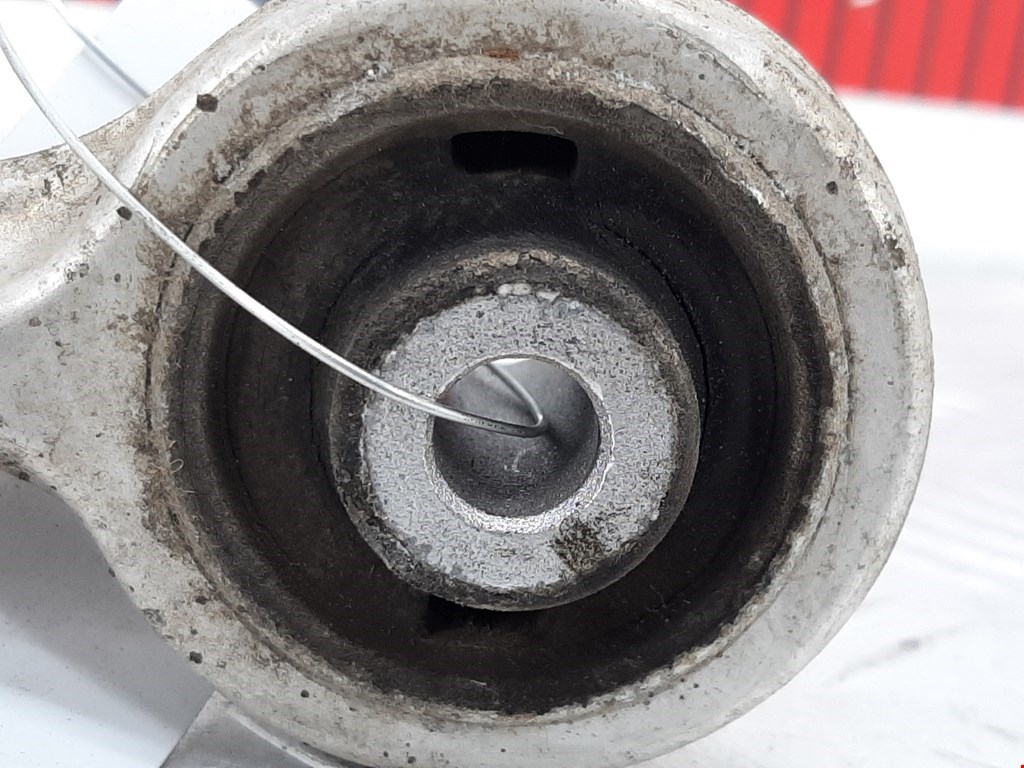 Рычаг передний правый AUDI A4 B5 1995-2001