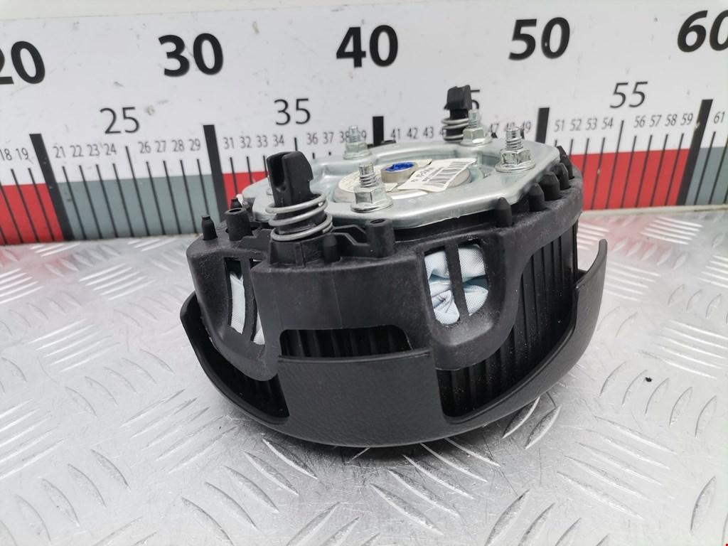 Подушка безопасности в рулевое колесо VOLKSWAGEN Polo IV 2001-2009