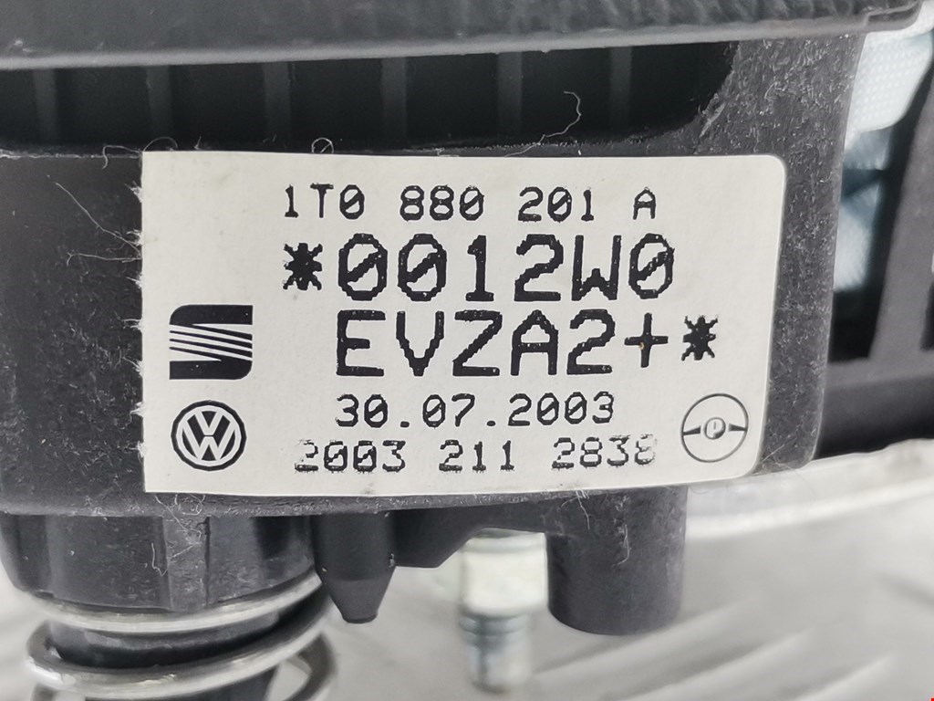 Подушка безопасности в рулевое колесо VOLKSWAGEN Polo IV 2001-2009