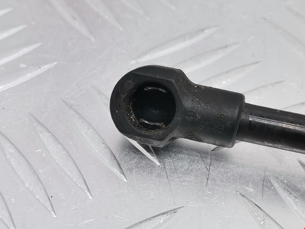 Амортизатор крышки (двери) багажника VOLKSWAGEN Lupo 1999-2005